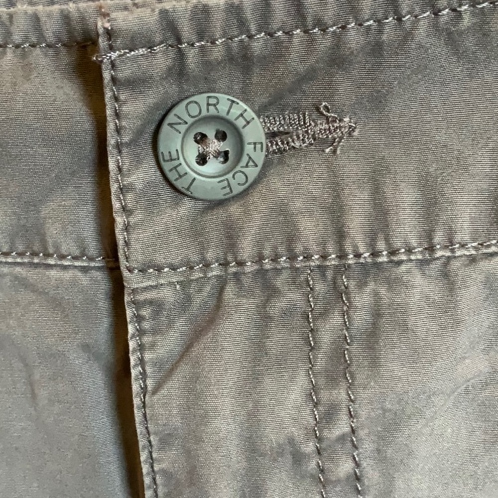 Northface Capri - Picture 2 of 6